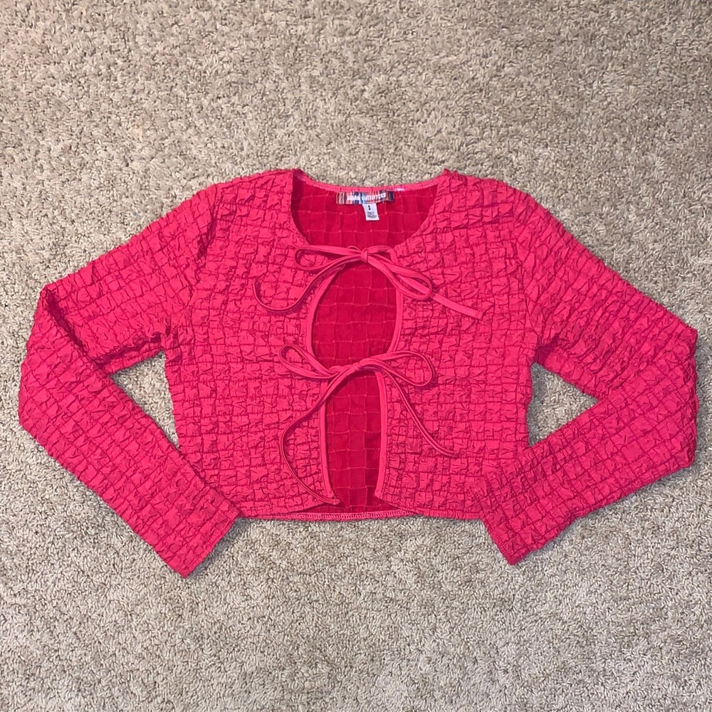 Urban Outfitters Women’s Hot Pink Popcorn Textured Cropped Bow Tie Crop Top